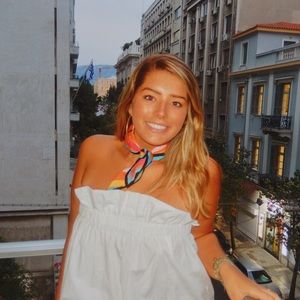 Meet your Posher, Lacy